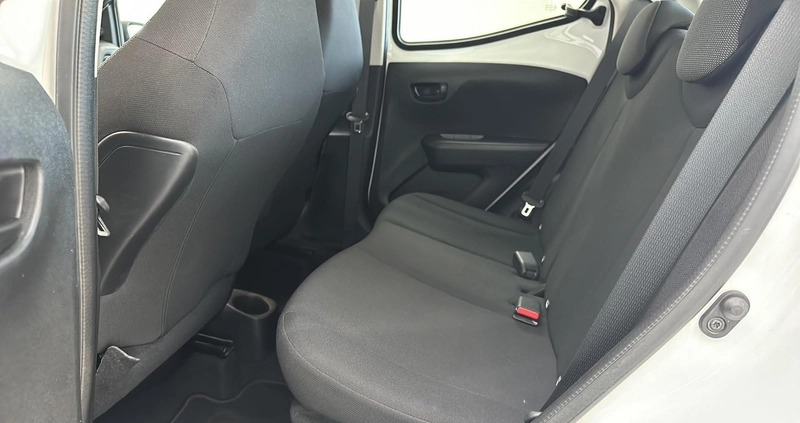 Toyota Aygo cena 39900 przebieg: 51241, rok produkcji 2019 z Zaklików małe 254